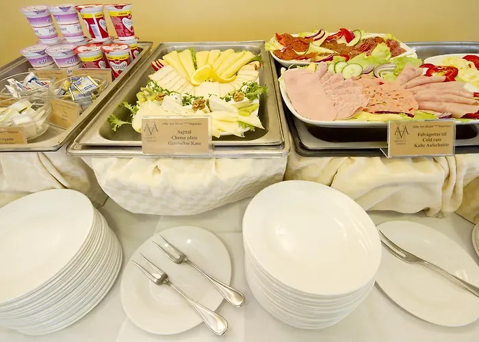Alfa Art Hotel 3*