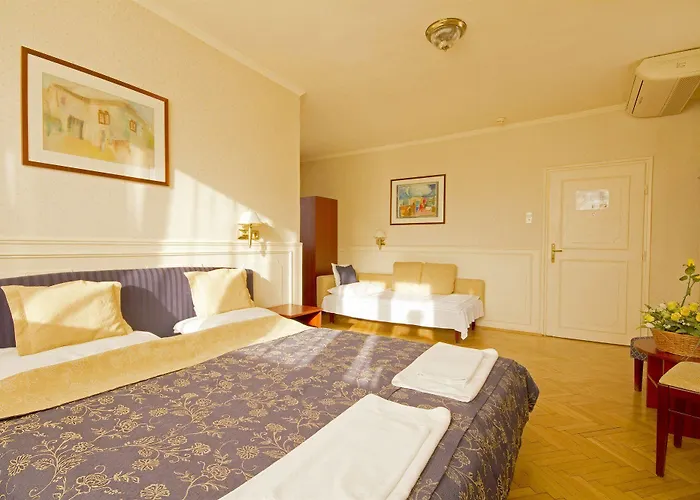 Alfa Art Hotel 3*
