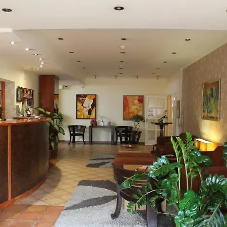 Alfa Art Hotell 3*